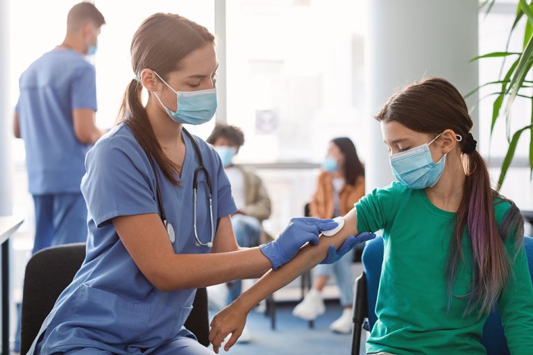 Scientist Misleads on COVID-19 Vaccine Effectiveness and Vaccine Safety for Children