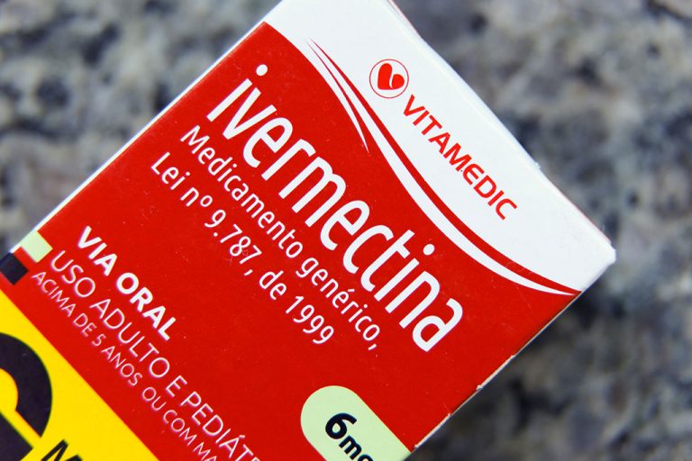 Mensajes en redes sociales repiten noticia errónea sobre ivermectina y ómicron