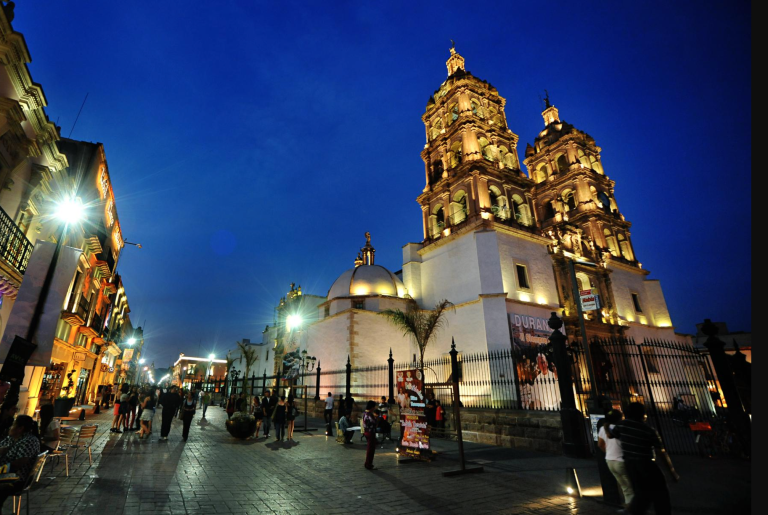 Mapimí, una piedra en lo alto de Durango