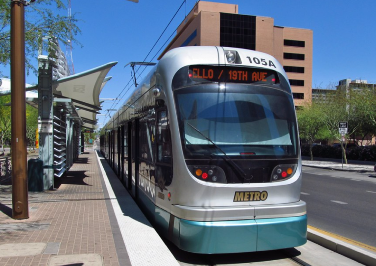 Viajes gratuitos en Valley Metro durante la noche de Año Nuevo