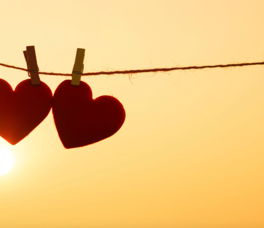 El Amor: Tejiendo Conexiones que Iluminan Nuestras Vidas 💖✨